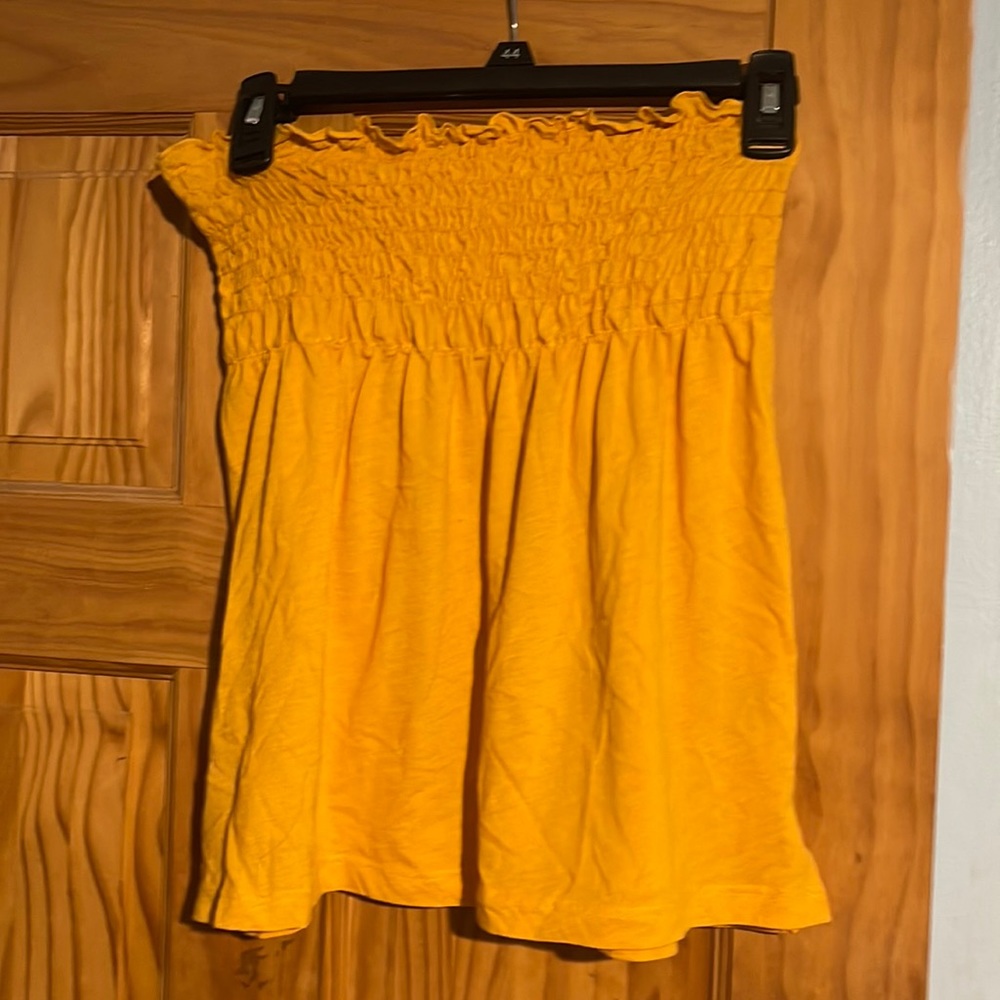 Strapless top